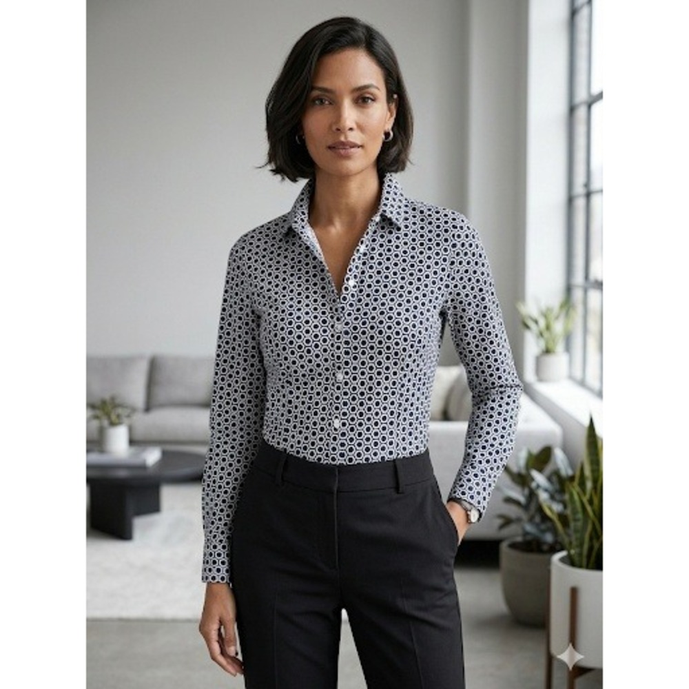 Chico's Black White Geometric Wrinkle Resistant Button Down Blouse Size 2 Large